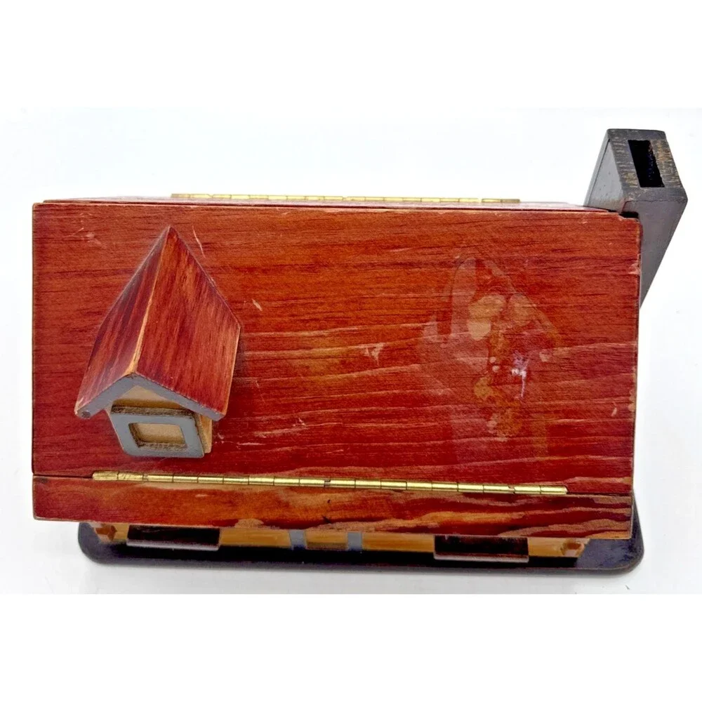 Vintage Cabin Sewing Box/Stash Box/Bank 10”X6.5”X6.5” AA Importing, Taiwan